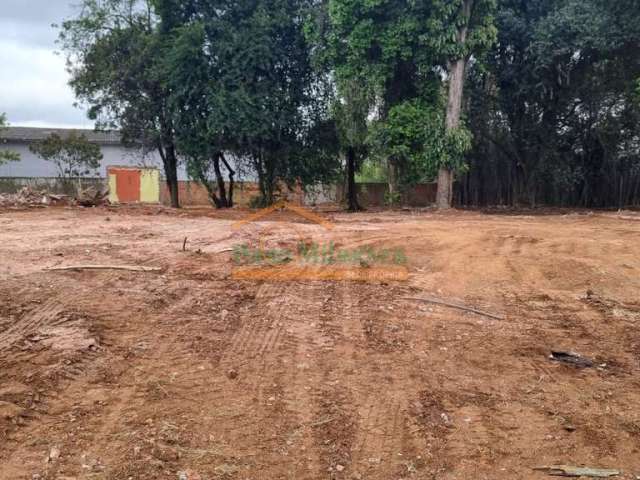 Terreno comercial à venda na Rua Doutor José Czaki, 13/274, Chapada, Araucária, 2558 m2 por R$ 3.600.000