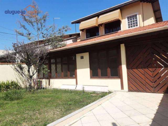 Sobrado com 4 dormitórios à venda, 245 m² por R$ 950.000,00 - Jardim Satélite - São José dos Campos/SP