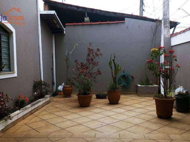 Casa com 3 dormitórios à venda, 180 m² por R$ 690.000,00 - Bosque dos Eucaliptos - São José dos Campos/SP