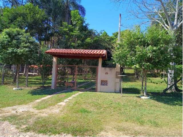 Chácara à venda no Recreio Mantiqueira - Caçapava/SP com 2002 m²