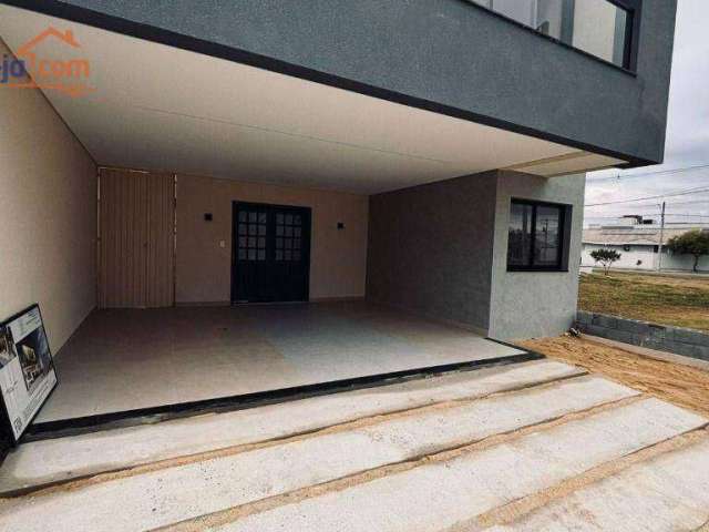 Casa à venda no Jardim Jacinto em Jacareí/SP com 226 m²