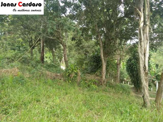 Terreno amplo a venda próximo ao condomínio Aruã, com 3.160 m²,  Estrada da Pedreira, Mogi das Cruzes.