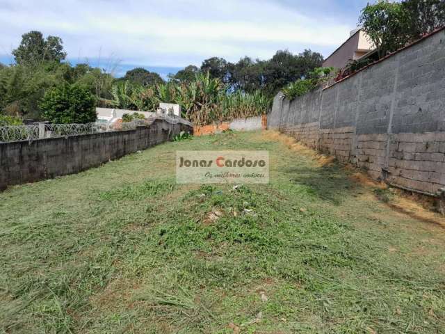 Excelente terreno à venda bairro no Mogi Moderno em Mogi das Cruzes. Com 500,00m² de área e leve declive. Não perca!