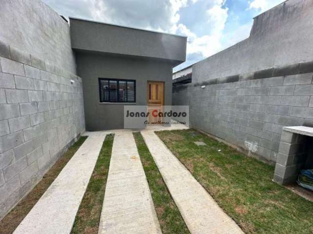 Casa para venda em Mogi das Cruzes-SP, Jardim Layr: 3 quartos, 1 suíte, 2 salas, 2 banheiros, 1 vaga, 68,90m². Por R$: 400 mil. aceita financiamento.