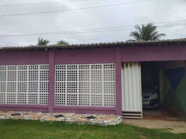 Casa com 4 Quartos e 2 banheiros à Venda, 270 m² por R$ 150.000