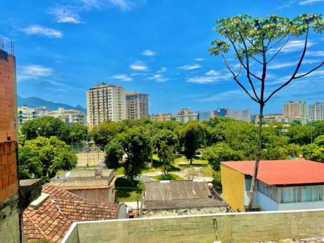 Casa com 3 quartos à venda na Rua Belo Vale, Tanque, Rio de Janeiro, 160 m2 por R$ 249.900
