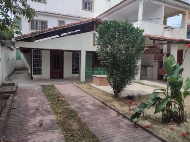 Casa com 4 quartos à venda na Rua Cleanto Paiva Leite, Vargem Grande, Rio de Janeiro, 300 m2 por R$ 420.000