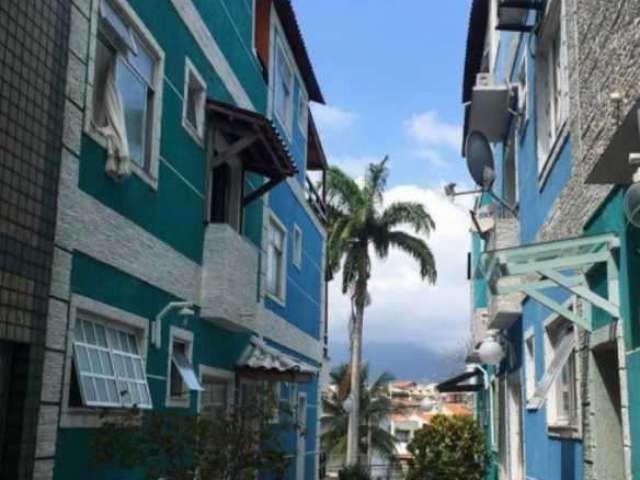 Casa em condomínio fechado com 3 quartos à venda na Rua Heráclito, Curicica, Rio de Janeiro, 200 m2 por R$ 500.000