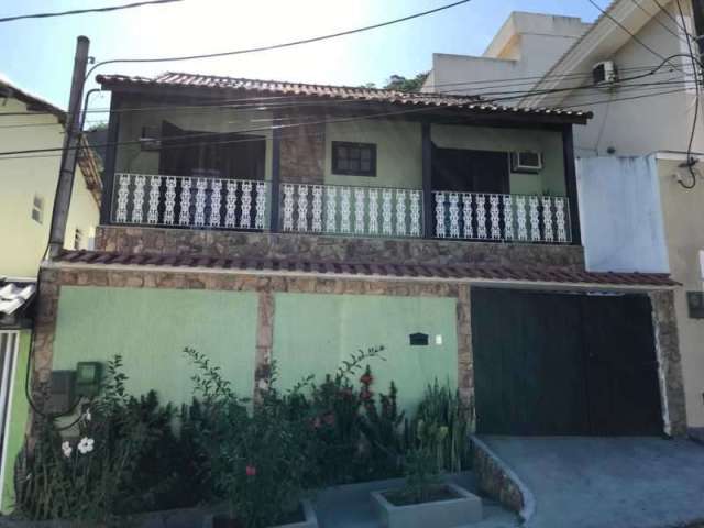 Casa em condomínio fechado com 3 quartos à venda na Rua Professor Gomes de Sousa, Taquara, Rio de Janeiro, 180 m2 por R$ 650.000