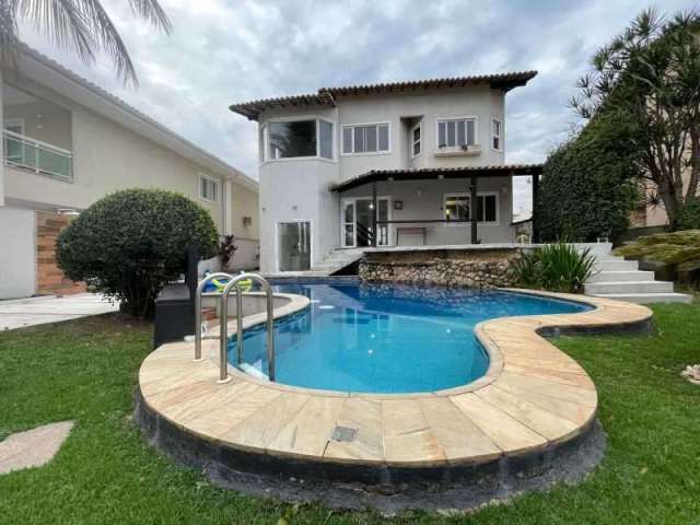 Casa em condomínio fechado com 5 quartos à venda na Rua Fernando de Santa Cruz, Recreio dos Bandeirantes, Rio de Janeiro, 520 m2 por R$ 2.950.000