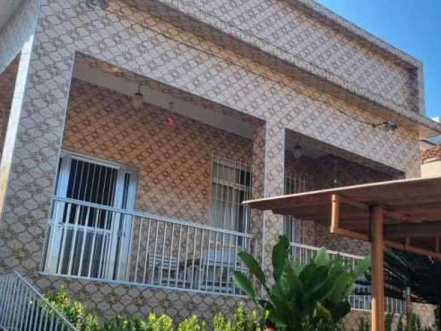 Casa com 4 quartos à venda na Rua Seabra Sobrinho, Vila Centenário, Duque de Caxias, 224 m2 por R$ 800.000