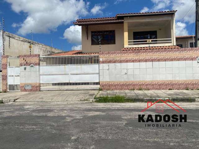 Espetacular Casa para Locação no Bairro Santa Mônica em Feira de Santana-BA: 4 Quartos, 1 Suíte, 3 Salas, 3 Banheiros, 2 Vagas, 200m²!