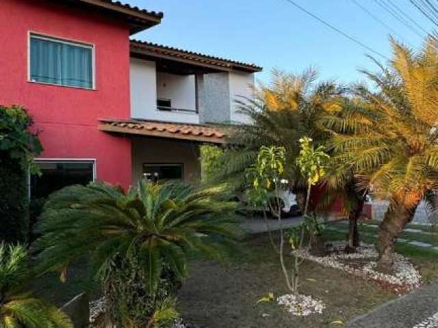 Casa de Luxo em Condomínio no Bairro Sim - 4 quartos, 3 suítes, 1 sala, 4 banheiros, 4 vagas - Feira de Santana-BA