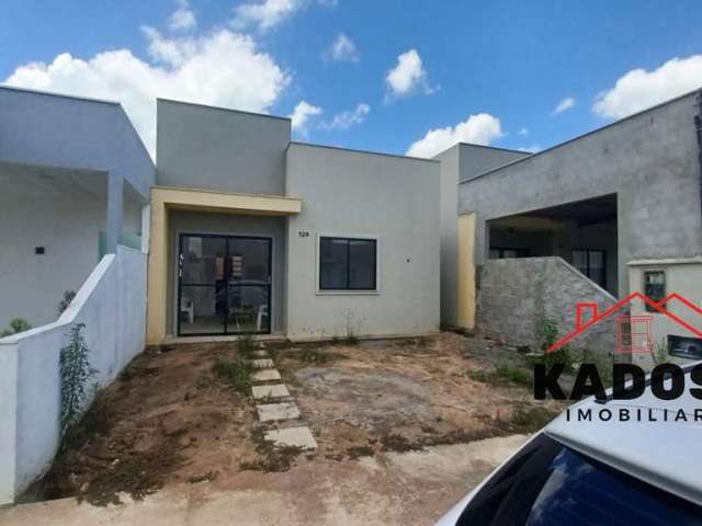 Casa em Condomínio à Venda em Feira de Santana-BA, Bairro Papagaio: 2 Quartos, 1 Sala, 1 Banheiro, 1 Vaga, 150m² de Área