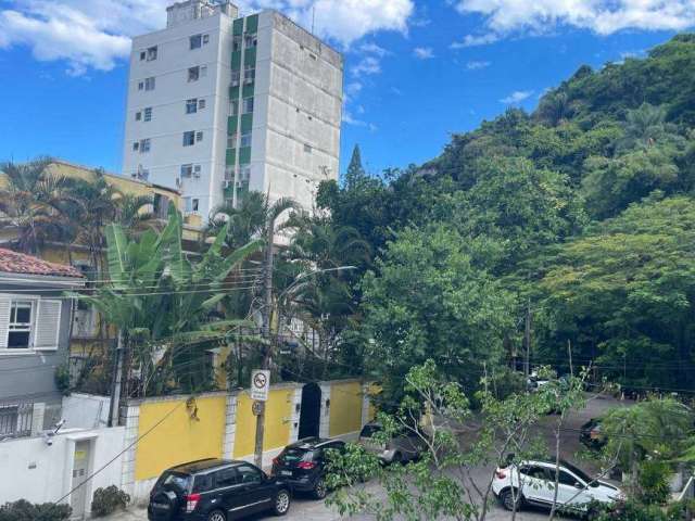 Casa super bem localizada na Gávea!