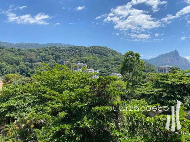 Apartamento com vista linda, um por andar