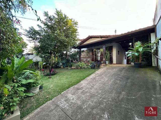 Casa com 4 quartos à venda na Rua Dona Queridinha, 41, Itapoã, Belo Horizonte por R$ 1.100.000