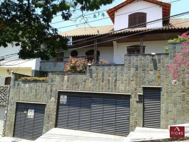 Casa em condomínio fechado com 7 quartos à venda na Rua Monte Alegre, 640, Serra, Belo Horizonte por R$ 1.600.000