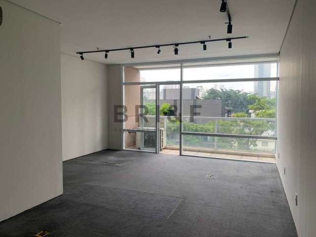 Sala comercial para locação no brooklin, 40 m², varanda, lavabo e uma vaga.