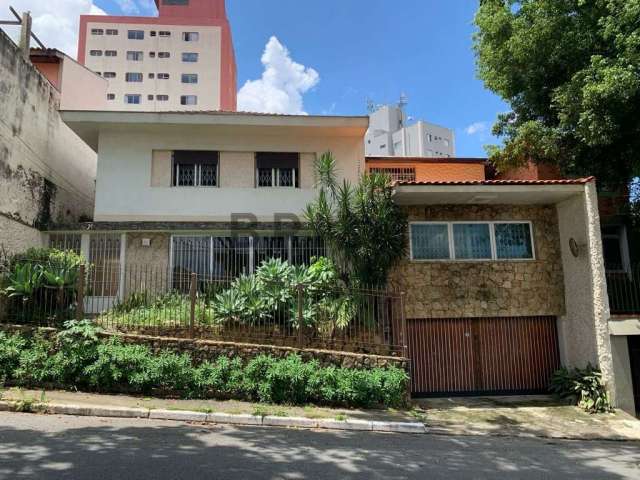 Casa p/ venda / locação no brooklin, 291m², 5 quartos, piscina, churrasqueira e 4 vagas.