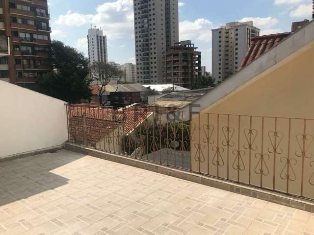 Casa para locação residencial ou comercial com 200 m2, 3 dormitórios, 1 suíte no Campo Belo