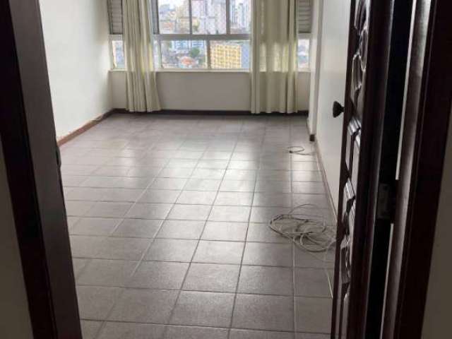 3 Quartos - 1 Suíte - 118 m² - Quarto de Serviço - 1 Vaga de Garagem