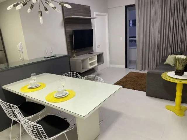 1 Quarto - 50 m² - Varanda - Mobiliado - 1 Vaga de Garagem