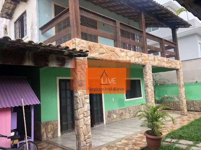 Casa com 4 dormitórios à venda, 280 m² por R$ 790.000,00 - Itaipu - Niterói/RJ