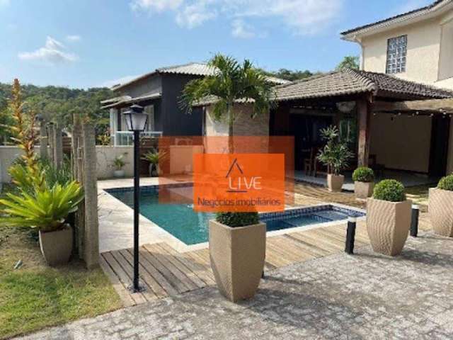 Casa com 4 dormitórios à venda, 325 m² por R$ 1.000.000,00 - Itaipu - Niterói/RJ