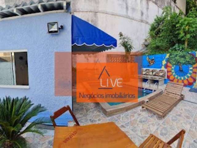 Casa com 2 dormitórios à venda, 360 m² por R$ 750.000,00 - Santa Rosa - Niterói/RJ