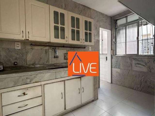 LIVE VENDE: Apartamento com 2 quartos, vaga, 1 quadra da Praia,  71 m² por R$ 520.000 - Icaraí - Niterói/RJ