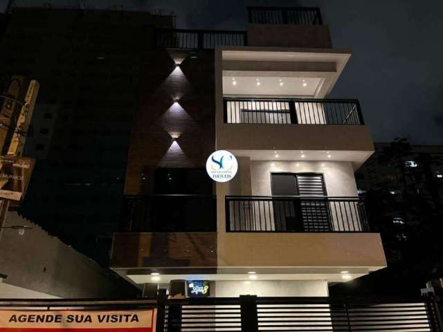 Sobrado triplex com piscina em condomínio para venda em Santos/SP