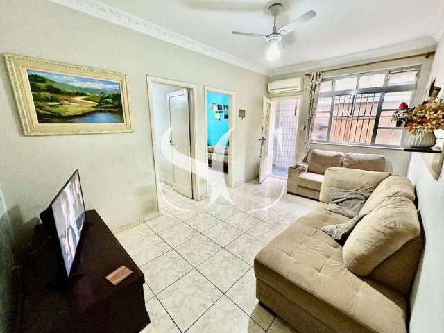 Vende-se apartamento térreo de 02 Dormitórios no bairro do Macuco em Santos