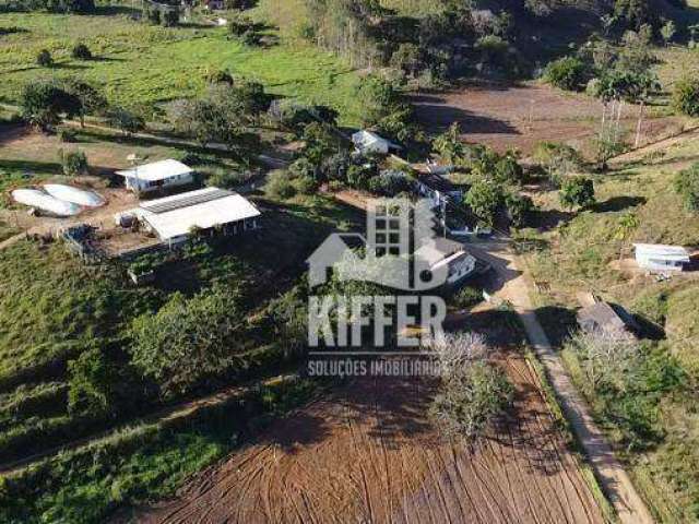 Fazenda com 7.7 Alqueires com  3 dormitórios à venda, 375000 m² por R$ 1.500.000 - São Félix - Santo Antônio de Pádua/RJ