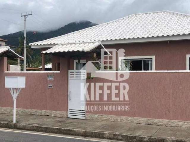 Casa com 3 dormitórios à venda, 95 m² por R$ 440.000,00 - Jaconé (Ponta Negra) - Maricá/RJ