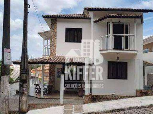 Casa com 2 dormitórios à venda, 177 m² por R$ 520.000,00 - Flamengo - Maricá/RJ