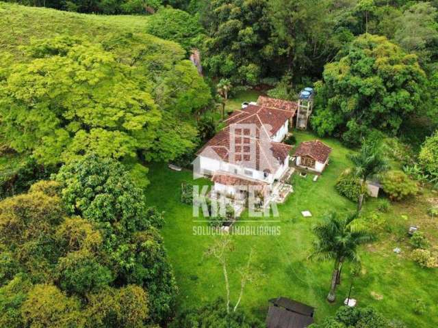 Fazenda com 6 quartos à venda, 705500 m² por R$ 1.500.000 - Mar de Espanha - Mar de Espanha/MG