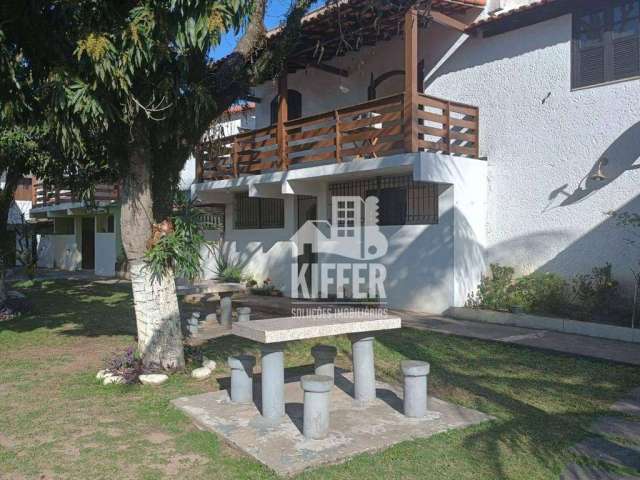 Casa com 4 dormitórios à venda, 120 m² por R$ 450.000,00 - Jardim Atlântico Central (Itaipuaçu) - Maricá/RJ