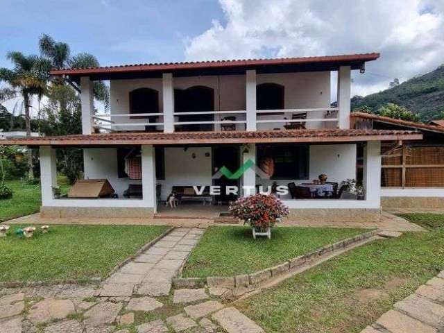 Casa com 4 quartos à venda, 275 m² por R$ 1.100.000 - Parque do Imbui - Teresópolis/RJ