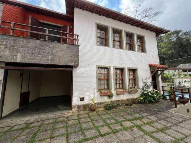 Casa com 3 quartos à venda, 123 m² por R$ 750.000 - Alto - Teresópolis/RJ