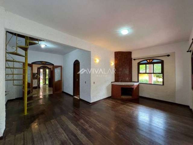 Casa com 3 quartos, 181 m² - venda por R$ 600.000 ou aluguel por R$ 3.176/mês - Albuquerque - Teresópolis/RJ