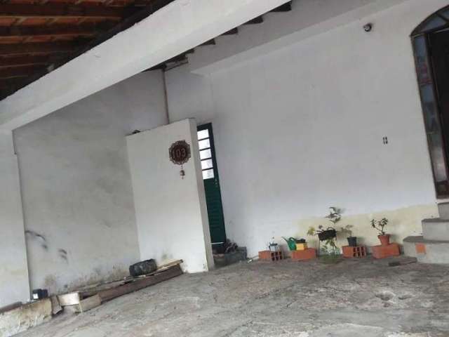 Casa para Venda em Mogi das Cruzes, Jardim Camila, 3 dormitórios, 2 suítes, 3 banheiros, 3 vagas