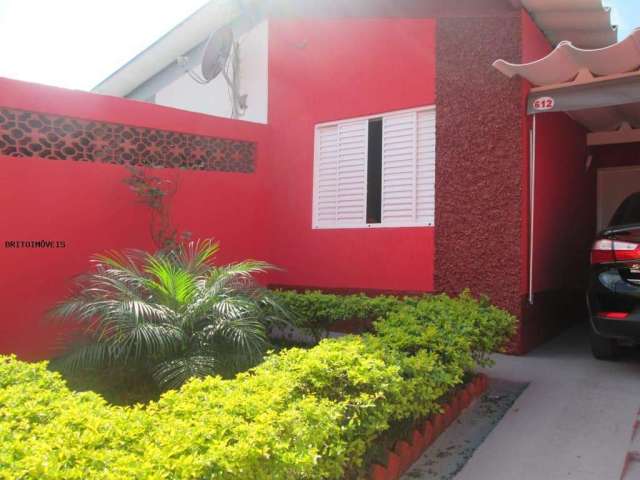 Casa para Venda em Mogi das Cruzes, Conjunto Habitacional Antônio Bovolenta, 3 dormitórios, 2 banheiros, 3 vagas