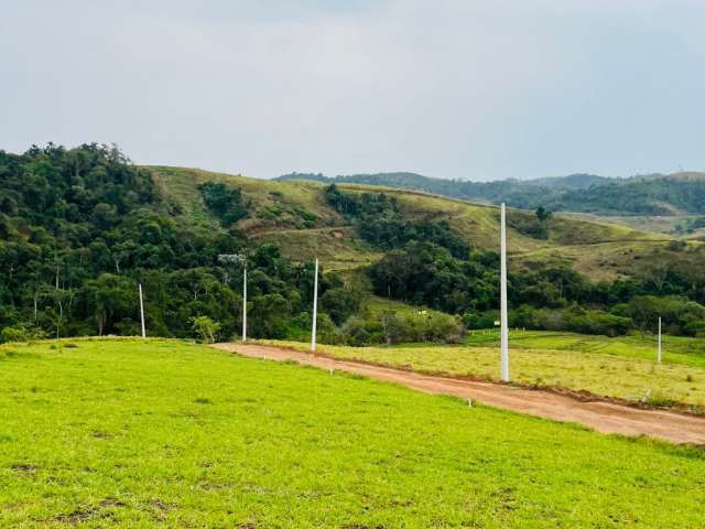 Acesso totalmente asfaltado Mogi das cruzes.