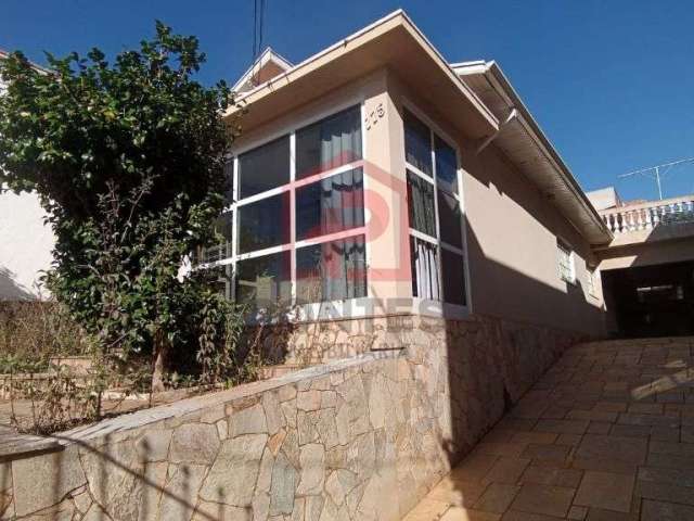 Casa com 3 quartos à venda na Vila Padovan, Botucatu , 250 m2 por R$ 400.000