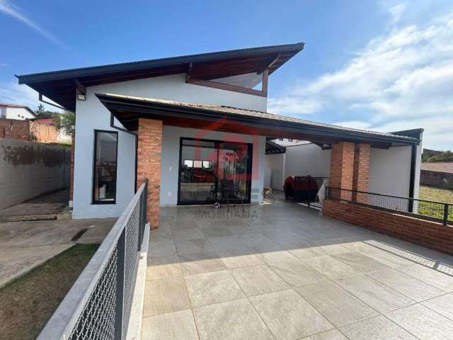 Casa com 3 quartos à venda no Jardim Tropical, Botucatu , 215 m2 por R$ 830.000