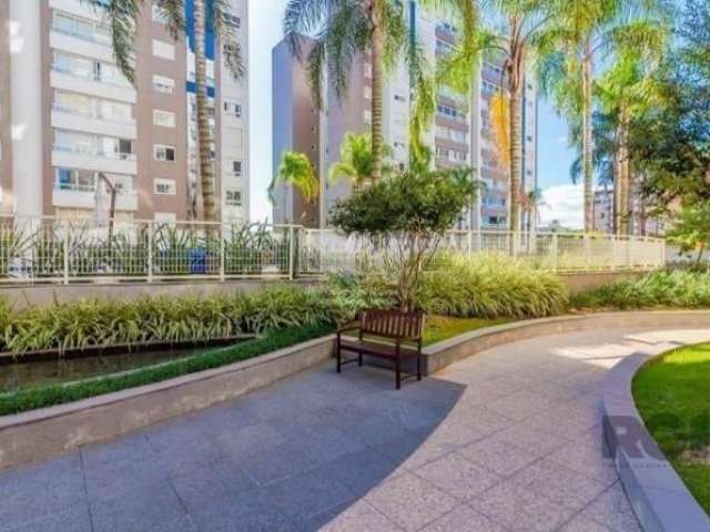 Excelente apartamento no condomínio Eucaliptos, no bairro Menino Deus, andar alto, virado para a Infraestrutura, com a maior planta do empreendimento, muito espaço e excepcional aproveitamento da área