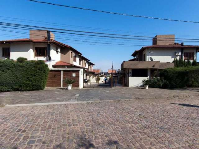 Casa em condominio fechado, 211,51m2, 03 dormitórios, 01 suite, com hidro e closet,  01 suite americana, box com vidro temperado, lavabo, living para 04 ambientes, sanca de gesso, lareira, churrasquei