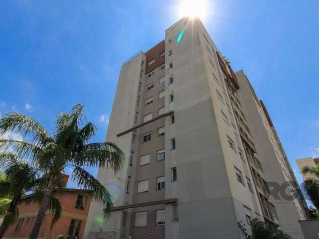 Apto 2 dormitórios, 1 suíte, living c/ 2 ambientes, todo em porcelanato, andar alto c/ vista e sol, cozinha c/ armários, churrasqueira, área de serviço separada c/ junker. Empreendimento c/ infra de l