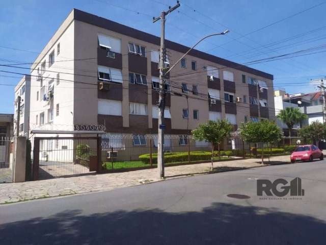 Excelente oportunidade de apartamento à venda no Bairro Partenon em Porto Alegre. Com 2 dormitórios, 1 banheiro, 1 vaga de garagem e infraestrutura completa com playground, salão de festas, portaria 2